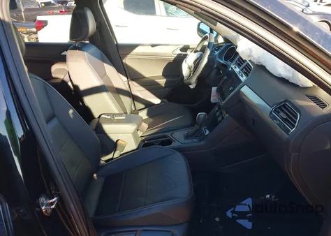 2021 Volkswagen Tiguan 2.0T Se/2.0T Se R-Line Black/2.0T Sel from USA, damaged, VIN 3VV3B7AX7MM021525